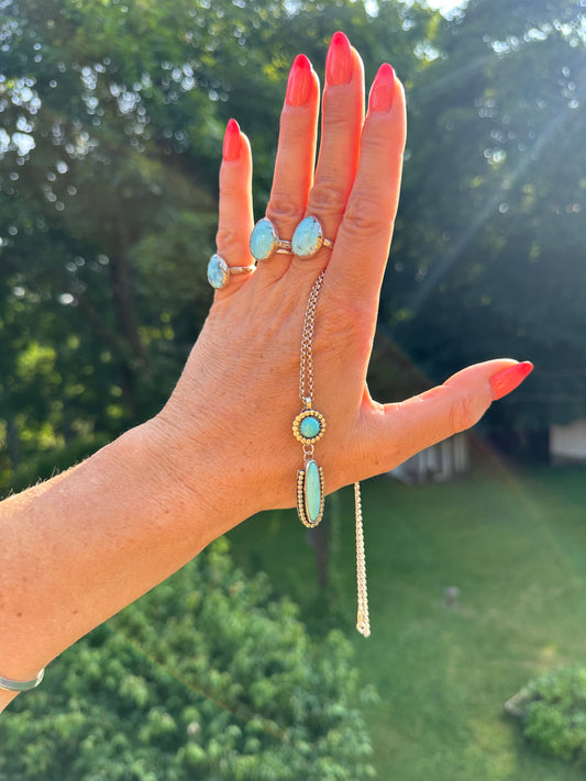 Carico Lake Turquoise Sunday Necklace