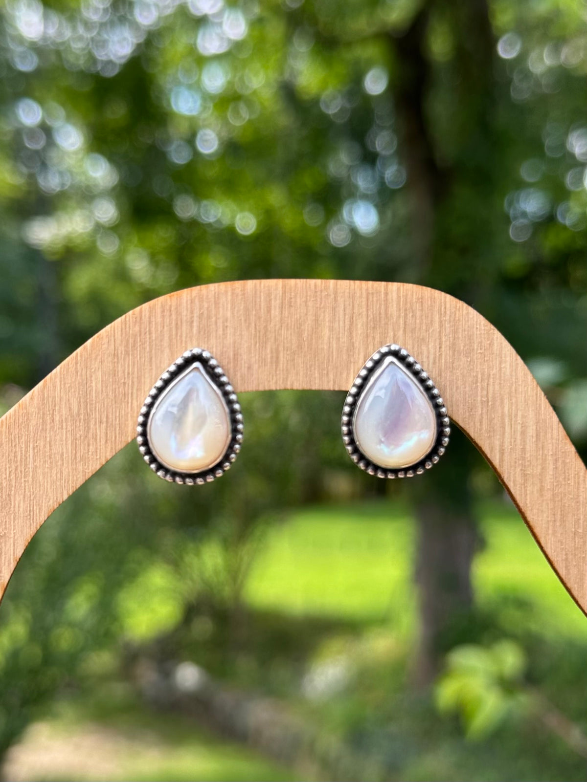 Betty Abalone Ring F~T~S